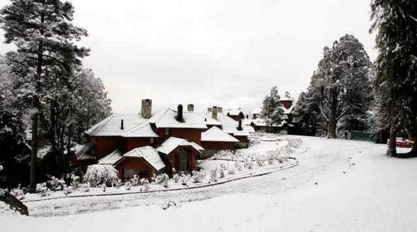 Charming Residences & Suites with Private Spa