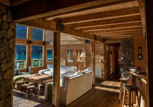 Aguas Arriba Lodge