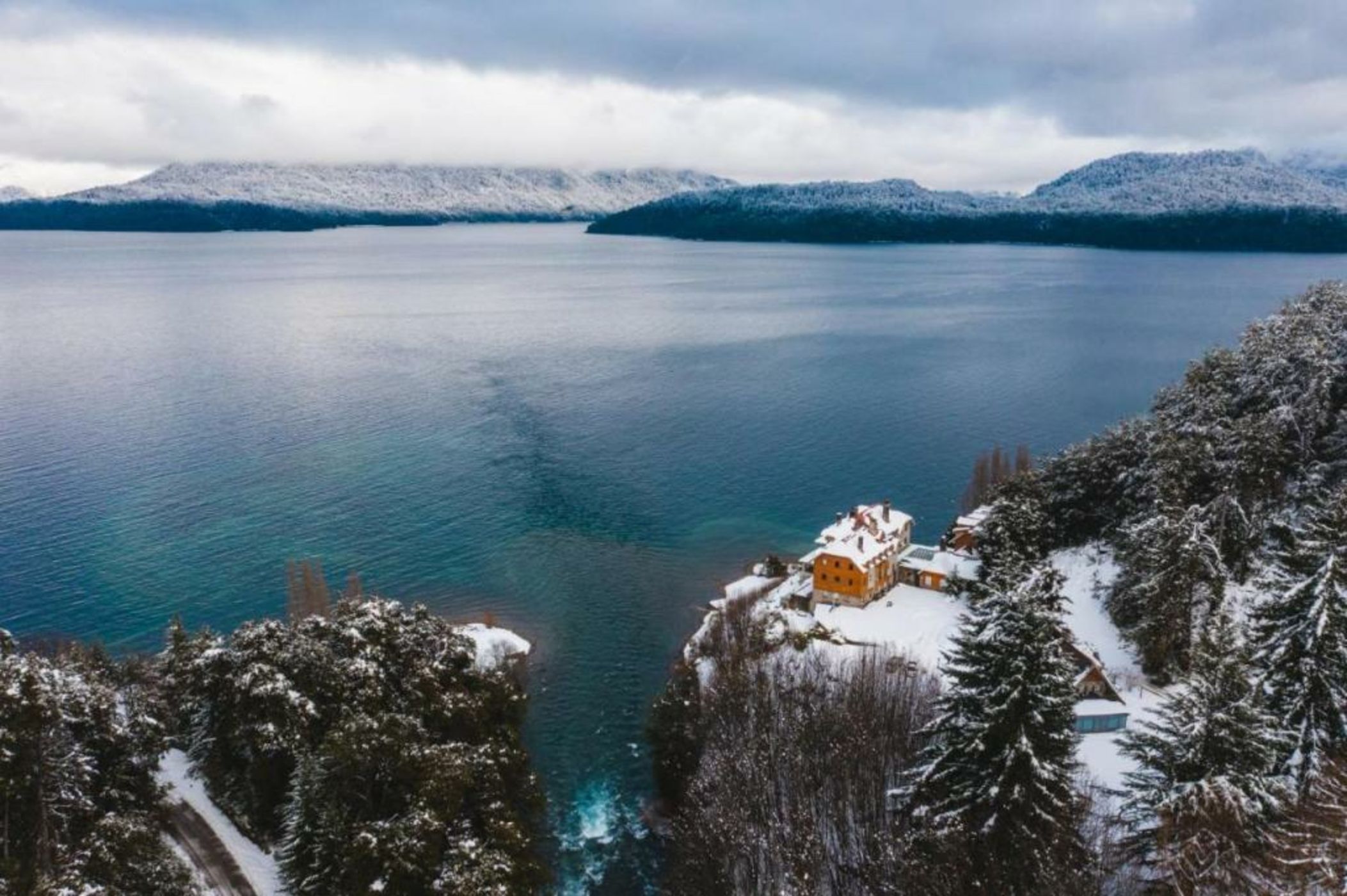 Correntoso Lake & River Hotel