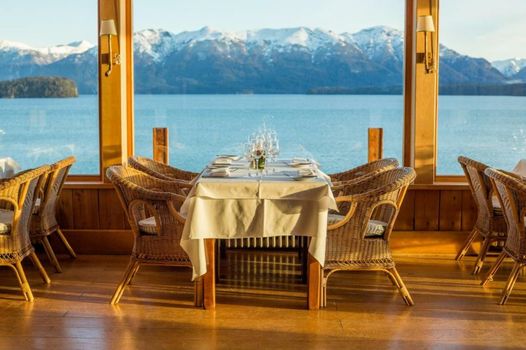Correntoso Lake & River Hotel