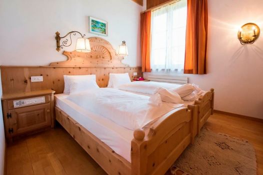 Relais & Châteaux Schlosshotel Chastè - Scuol Tarasp