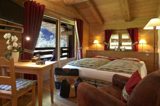 Chalet-Hôtel Les Fermes de Pierre & Anna