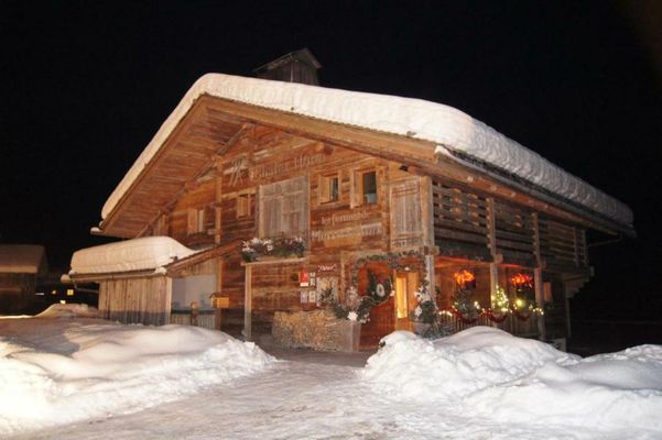 Chalet-Hôtel Les Fermes de Pierre & Anna
