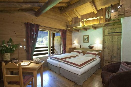 Chalet-Hôtel Les Fermes de Pierre & Anna