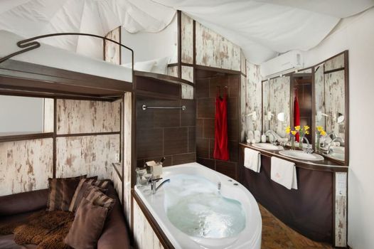 HOMOKI LODGE Bed & Beyond Glamping Adult Only
