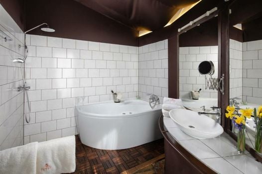 HOMOKI LODGE Bed & Beyond Glamping Adult Only