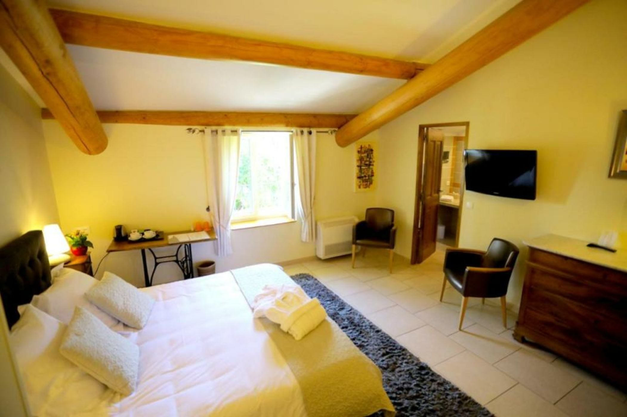 Maison CHENET - Les Chambres Entre Vigne et Garrigue - Teritoria