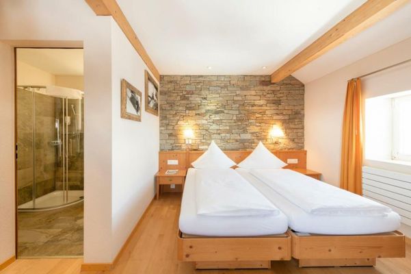 Berghotel Trübsee - Accessible Only by Cable Car