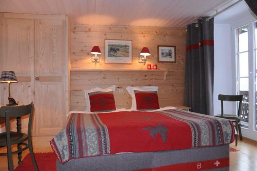 Historic Hotel du Pillon