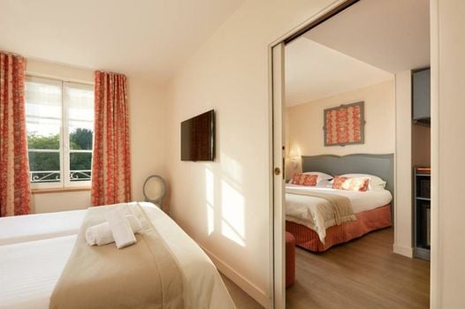Relais des Trois Châteaux Hôtel-Restaurant - Teritoria