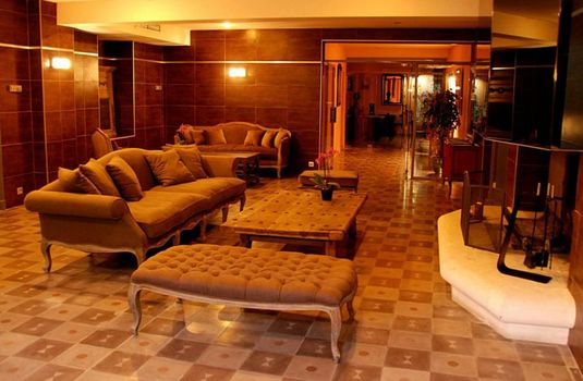 Hotel Les Mazets Des Roches