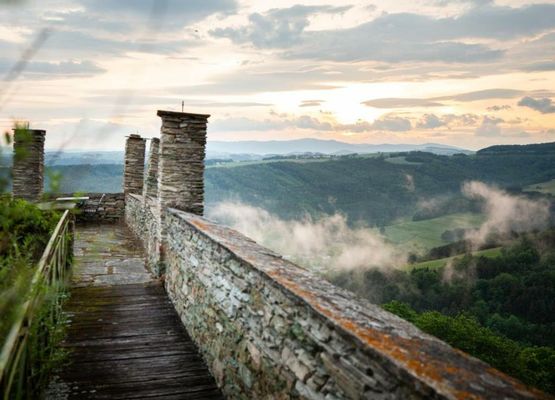 Burg Bernstein