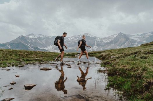 Österreichischer Hof-im Bademantel direkt in die Alpentherme