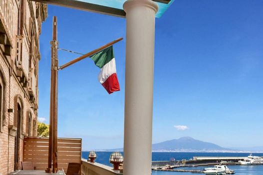 Yacht Club Capo Cervo Suites B&B