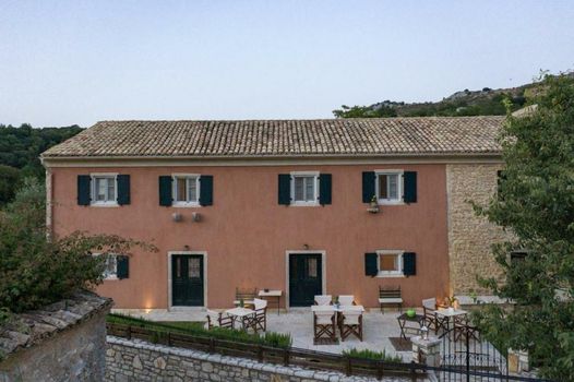 The Merchants House Corfu, Old Perithia