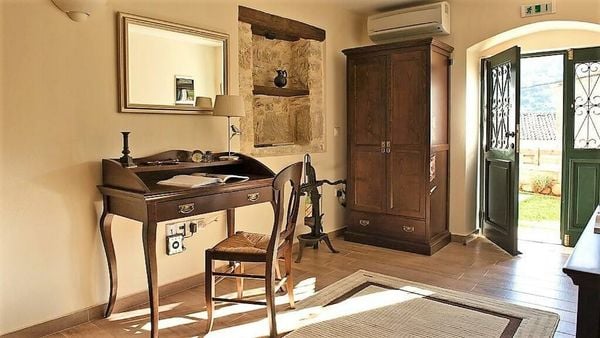 The Merchants House Corfu, Old Perithia