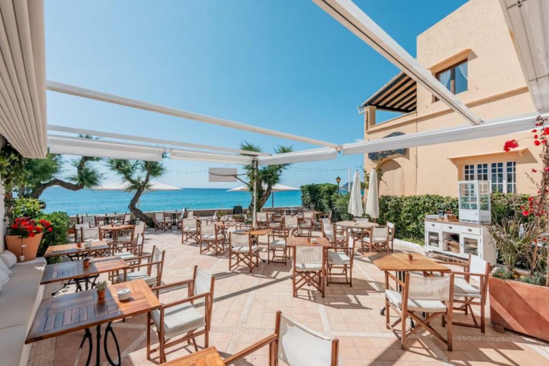 The Sea Club