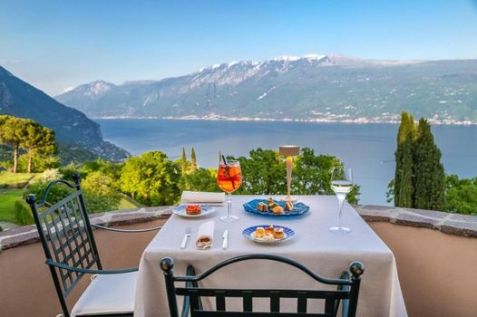 Boutique Hotel Villa Sostaga