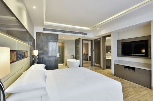 JW Marriott Mumbai Sahar Airport
