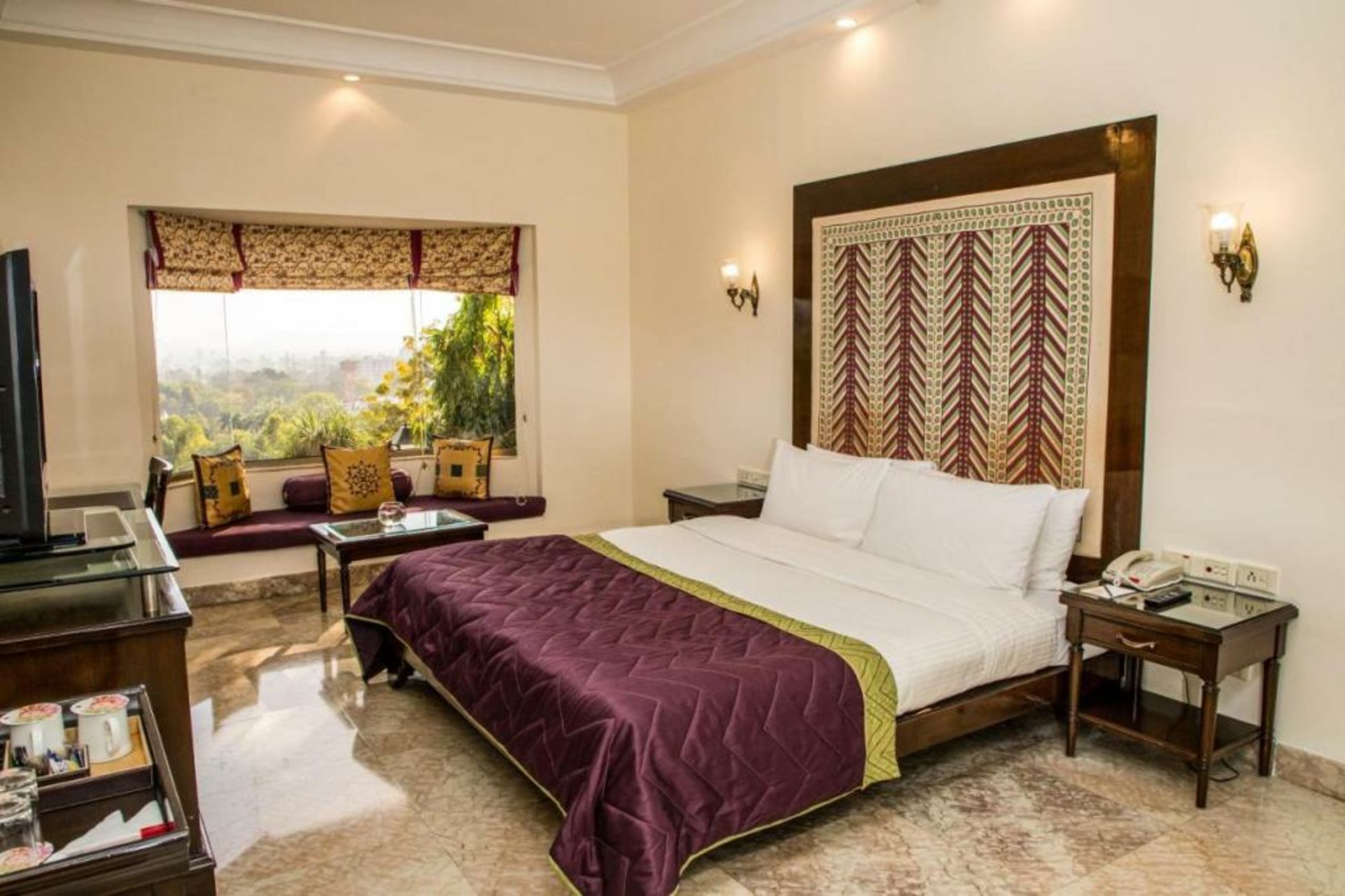 The Lalit Laxmi Vilas Palace