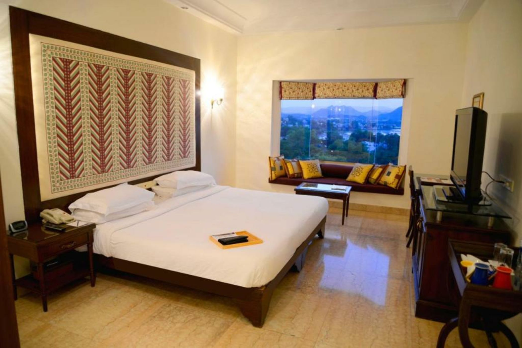 The Lalit Laxmi Vilas Palace