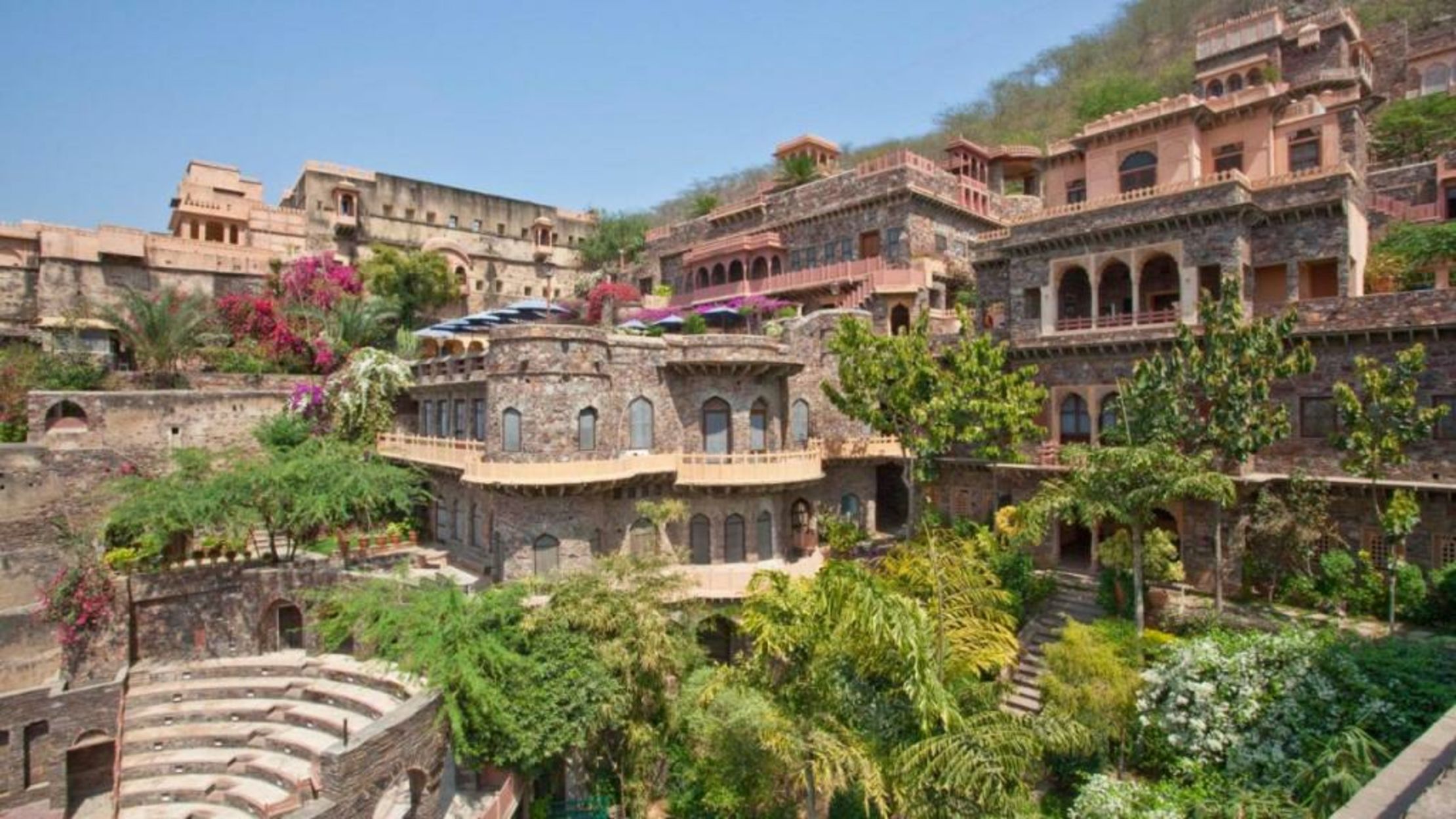 Neemrana Fort-Palace