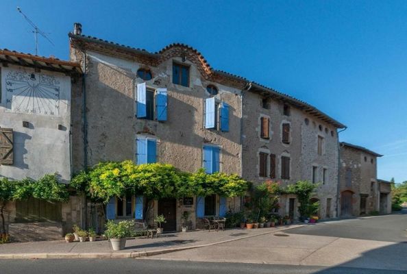 La Maison aux Puits