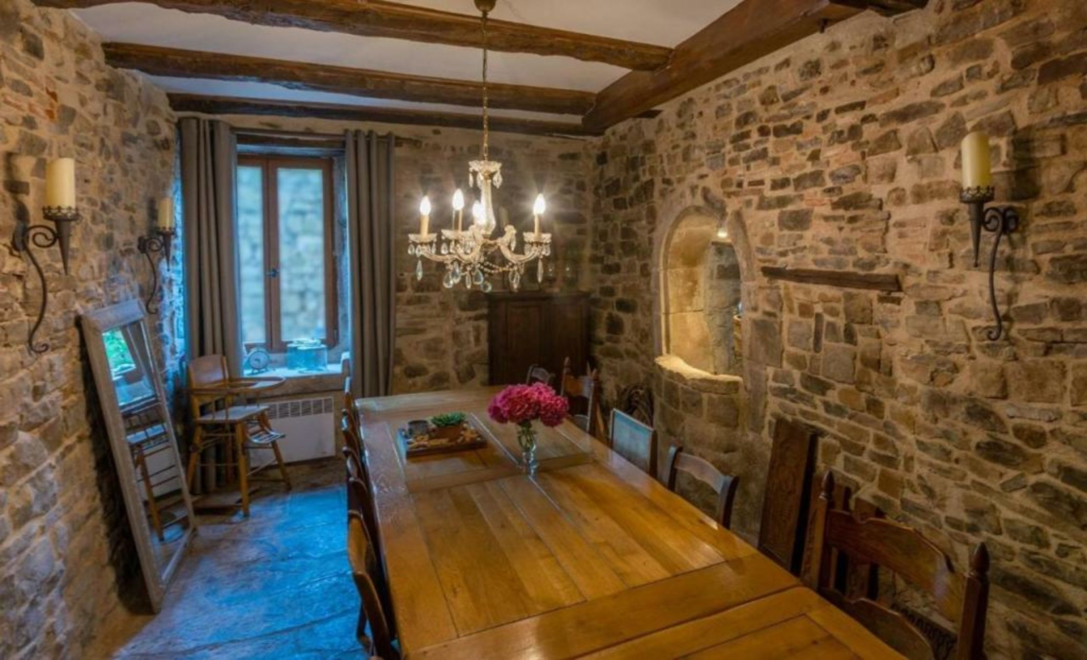 La Maison aux Puits
