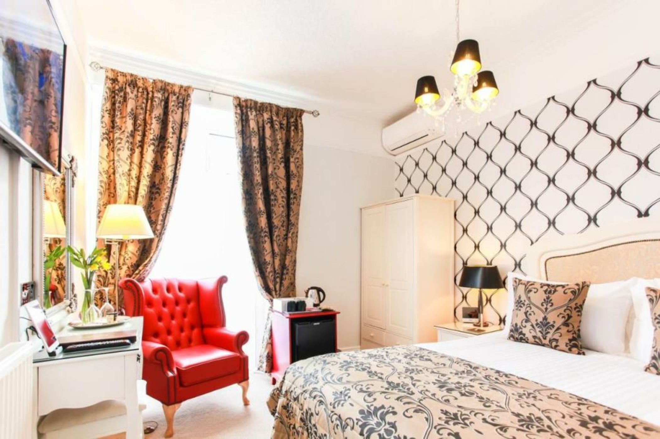 Tyndale Boutique B&B - Adults Only