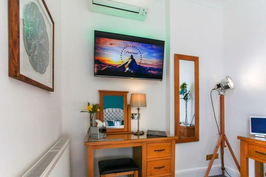 Tyndale Boutique B&B - Adults Only