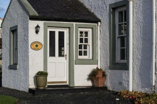 Glenegedale House