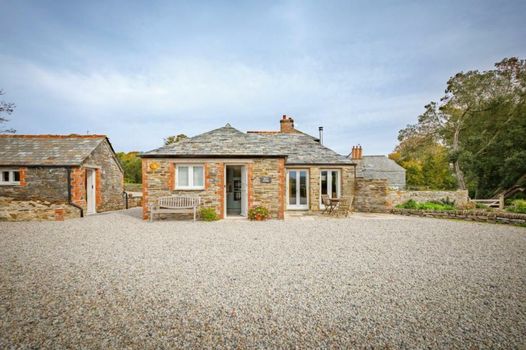 Trewornan Manor