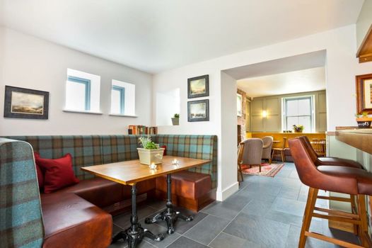 Pentonbridge Inn - Restaurant with Rooms