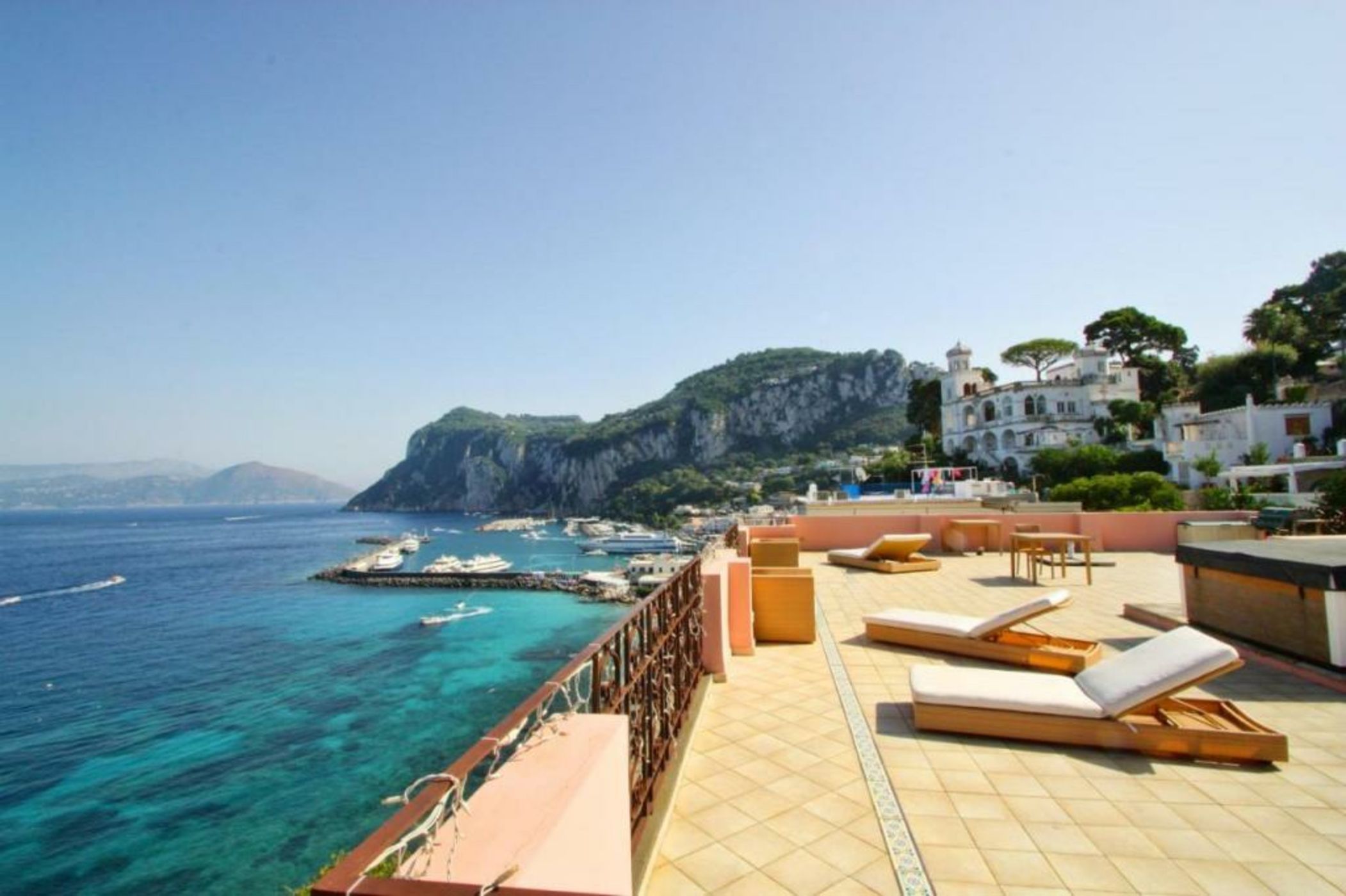 Capri Inn