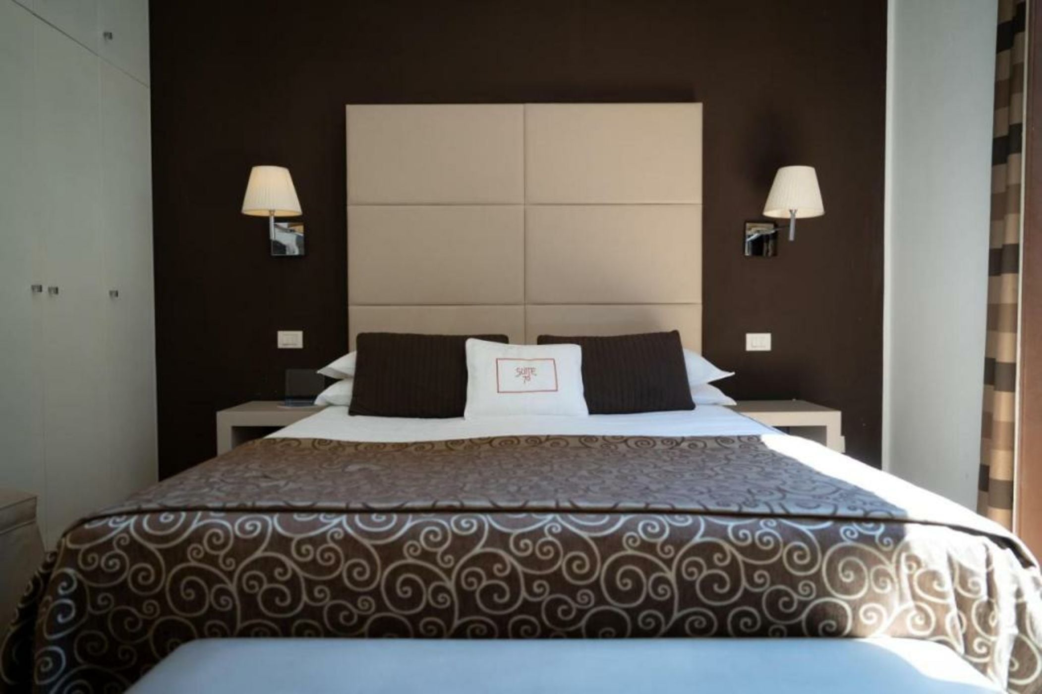 Suite 70 Luxury Collection