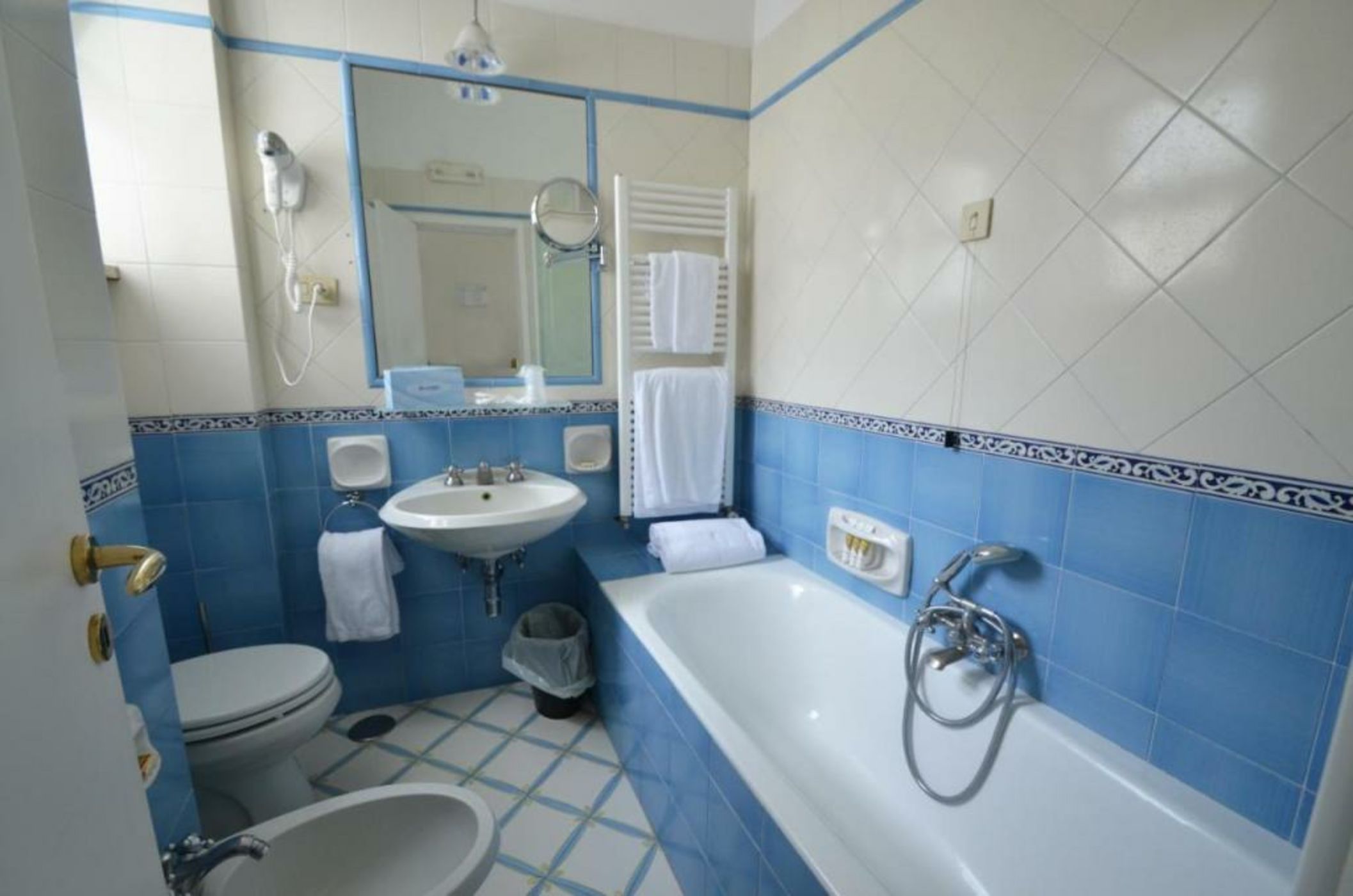 Albergo Gatto Bianco