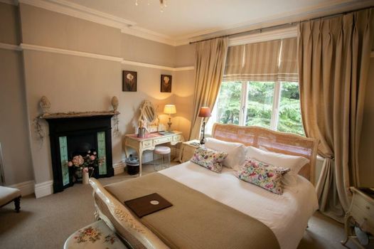 Treherne House & The Malvern Retreat