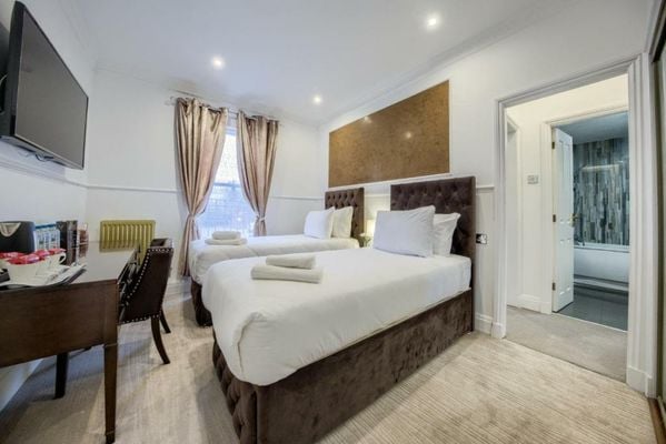 Grosvenor Hotel