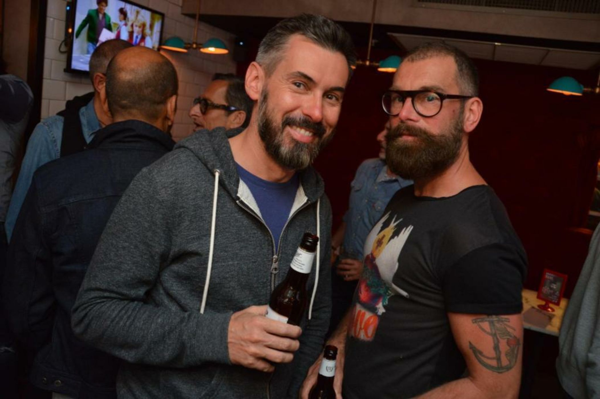 Hotel Gaythering - Gay Hotel - All Adults Welcome