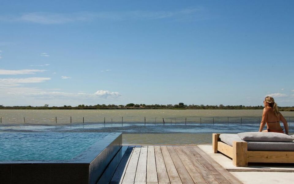 Hotel Lodge Sainte Helene Saintes Maries De La Mer Hotel Lodge Sainte Helene Saintes Maries De La Mer