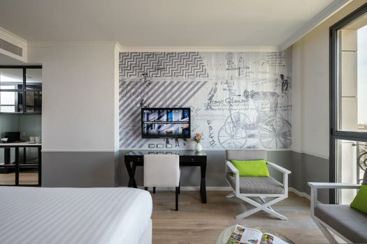 Hotel Indigo Tel Aviv - Diamond District, an IHG Hotel