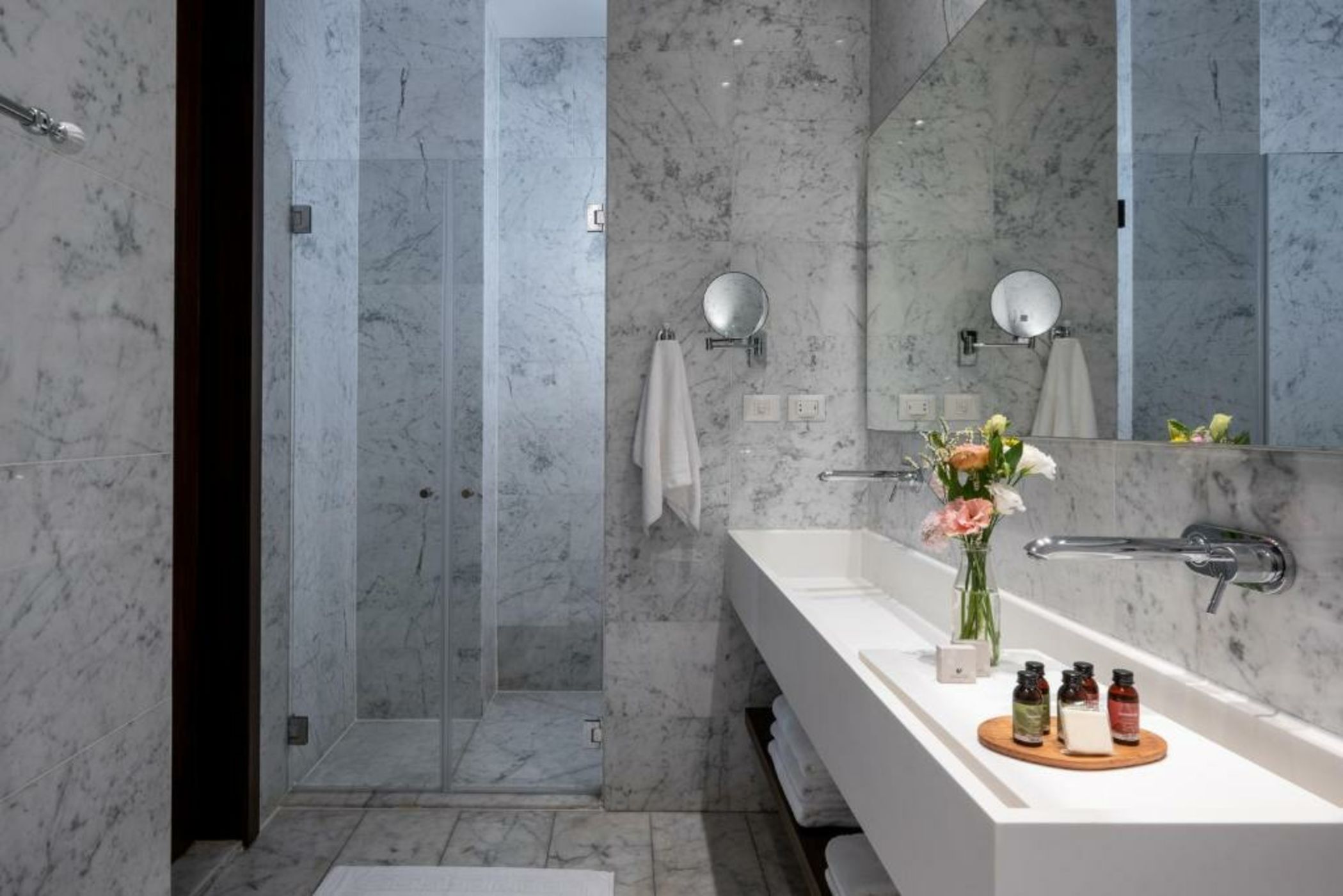 Hotel Indigo Tel Aviv - Diamond District, an IHG Hotel