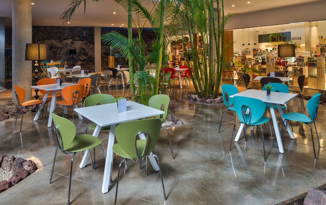 Hotel Baobab Suites