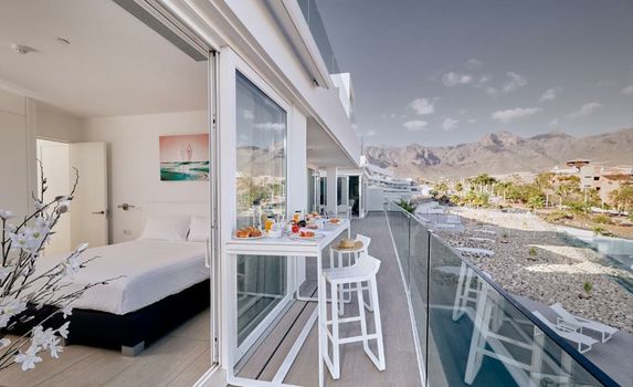 Hotel Baobab Suites