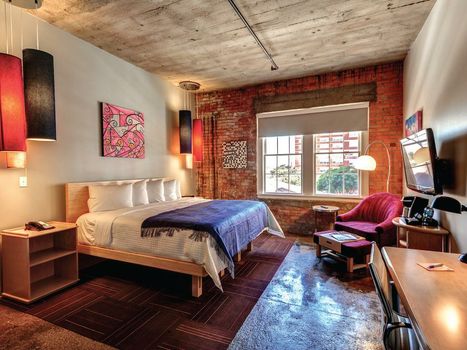 Canvas Hotel Dallas