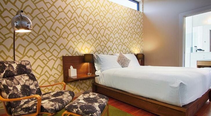 Heywood Hotel