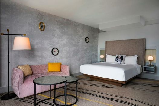Hotel Midtown Atlanta, Curio Collection by Hilton