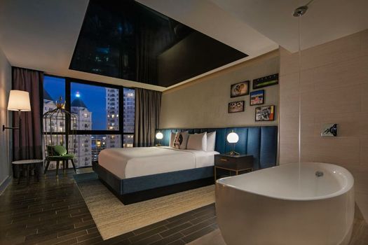 Hotel Midtown Atlanta, Curio Collection by Hilton
