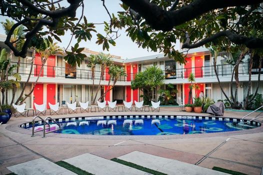 Phoenix Hotel