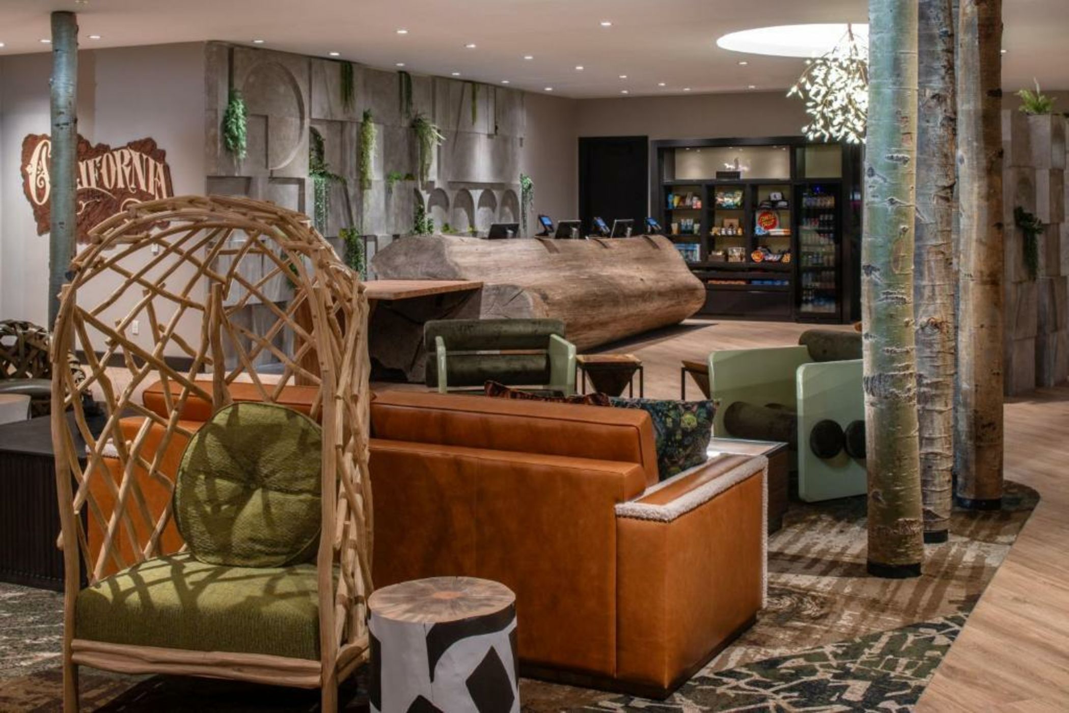 Hotel Paradox, Autograph Collection